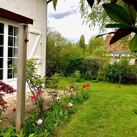 Du Bout D'auvers 別荘